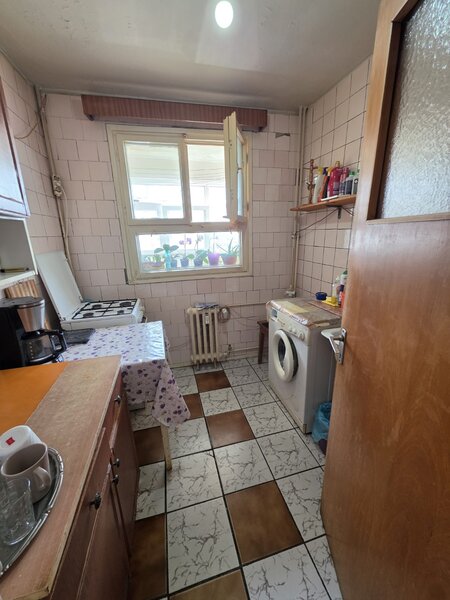 1 Decembrie 1918, Trapezului intersectie Prevederii, 3 minute metrou