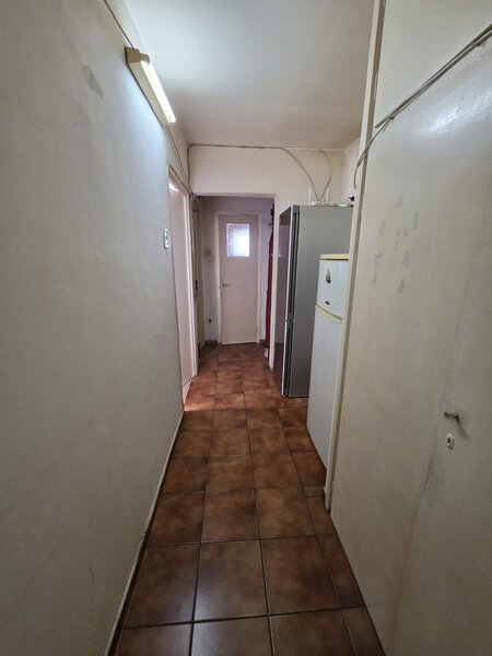 1 Decembrie 1918, Trapezului intersectie Prevederii, 3 minute metrou