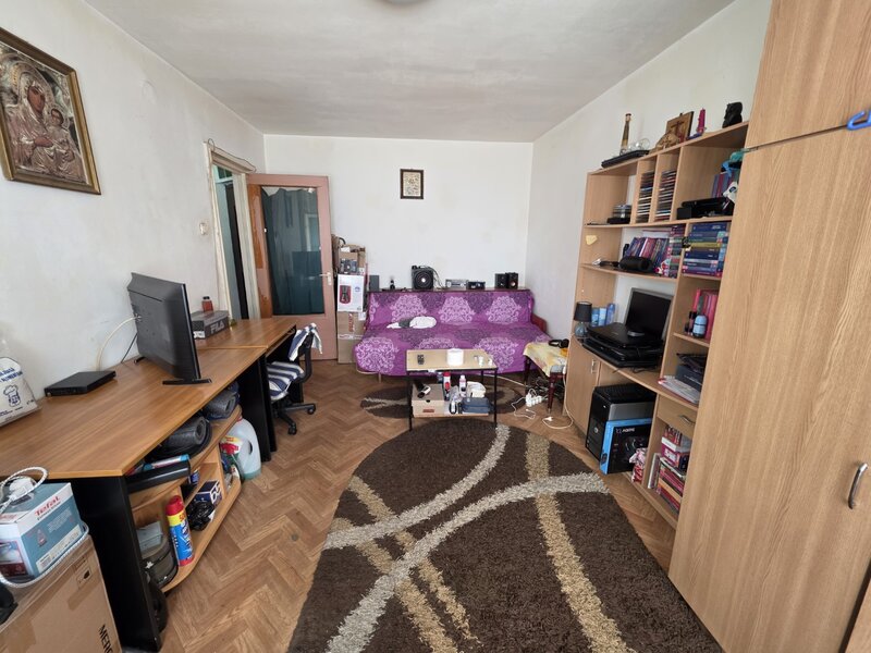 1 Decembrie 1918, Trapezului intersectie Prevederii, 3 minute metrou